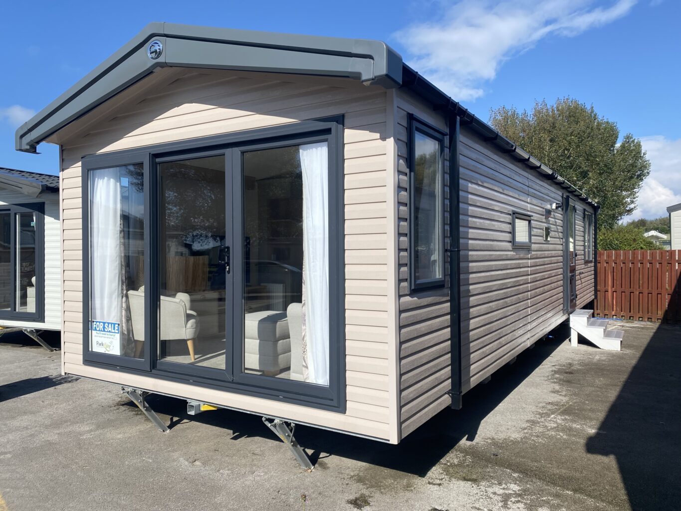 Abi Moselle 38x12 2b at Park Lane
