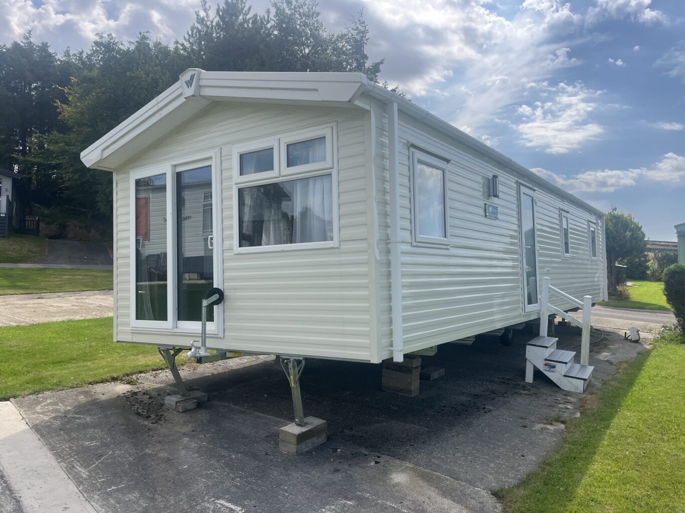 Willerby Rio 37x12 2bed at Forest of Pendle Hill